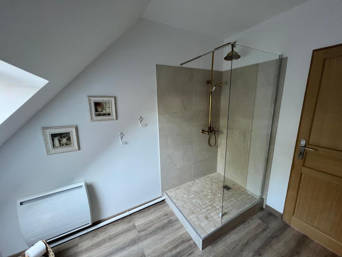Chateau Segot Neuilly-le-Real Bagian luar foto